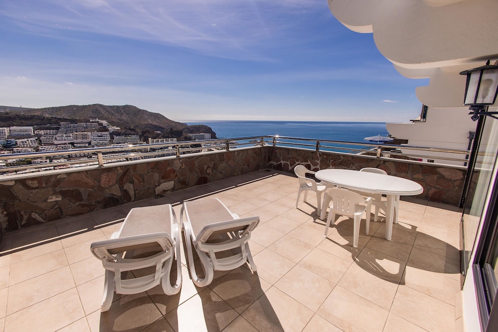 Apartamento clásico, vistas parciales al mar del hotel Servatur Jb - Adults Only. Foto 8