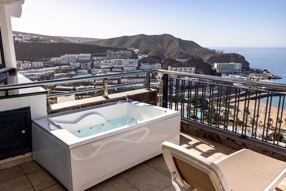 Apartamento Premium, vistas al mar del hotel Servatur Jb - Adults Only. Foto 11