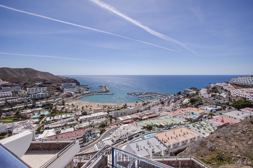 Apartamento Vista Mar Con Cocina Premium 2 Camas individuales del hotel Servatur Jb - Adults Only. Foto 18