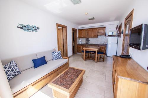 Apartamento con vistas al mar del hotel Servatur Jb - Adults Only. Foto 6