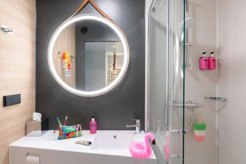 Alojamiento Moxyfied Premium Sleeper del hotel Moxy Paris Val D’europe. Foto 11