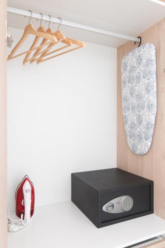 Estudio con balcón del hotel Open Sea Suites. Foto 33