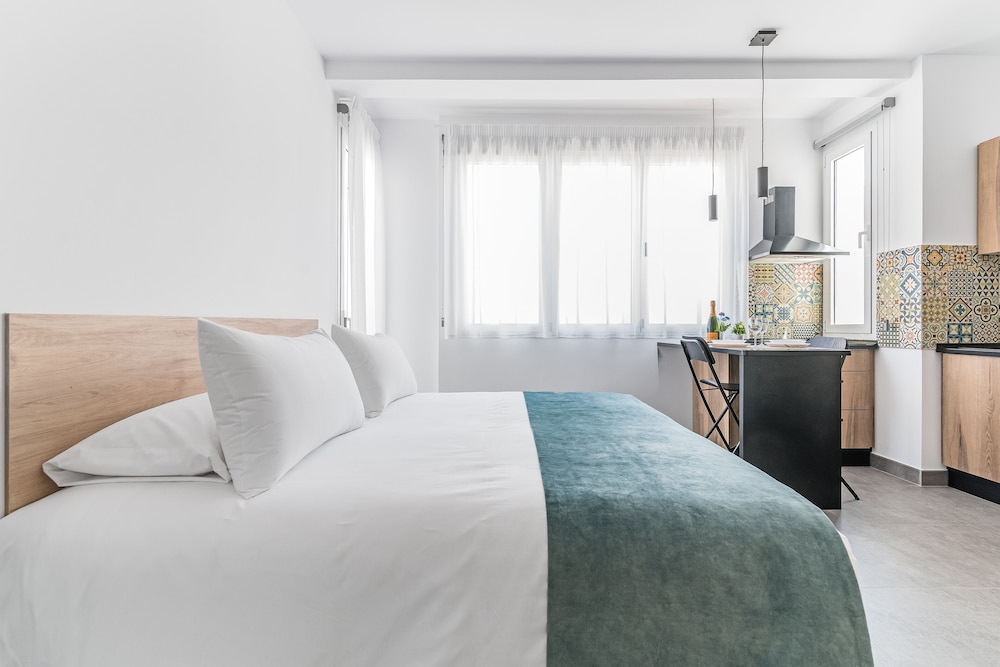 Estudio superior (101) del hotel Open Sea Suites. Foto 2