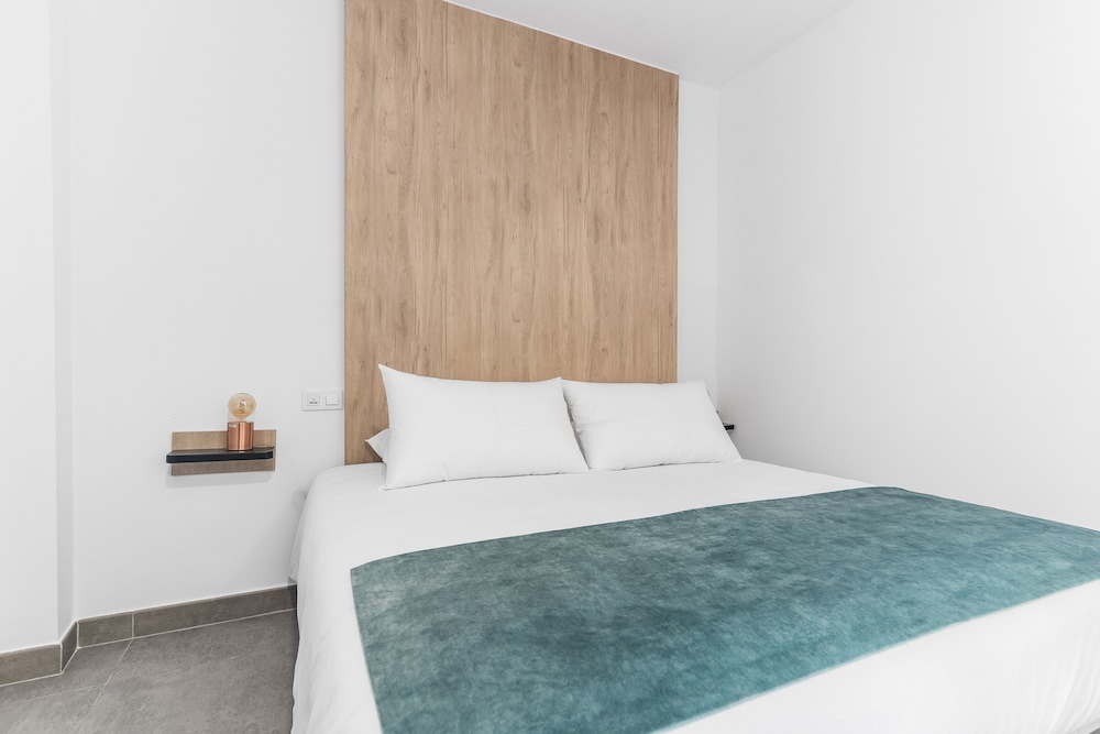 Estudio básico (102) del hotel Open Sea Suites. Foto 3