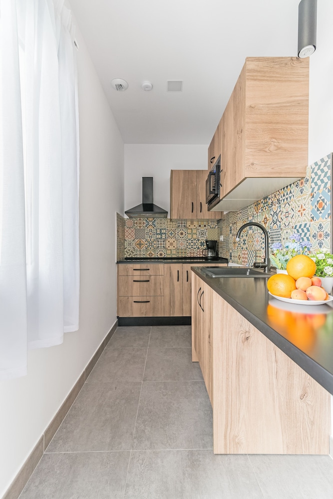 Estudio básico (102) del hotel Open Sea Suites. Foto 5