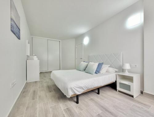 Apartamento con vistas laterales al mar del hotel La Hoya 29. Foto 30