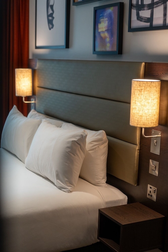 Deluxe Double Room del hotel Maldron Finsbury Park, London. Foto 5