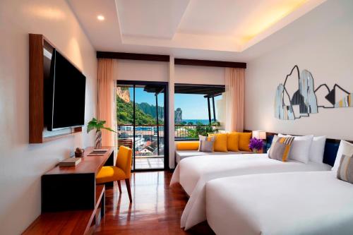 Habitación AVANI con vistas al mar del hotel Avani Ao Nang Cliff Krabi Resort. Foto 3