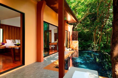 Villa AVANI de 1 dormitorio con piscina del hotel Avani Ao Nang Cliff Krabi Resort. Foto 4