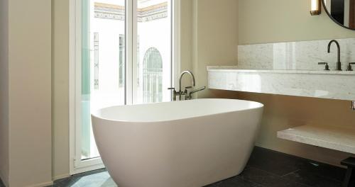 Suite Junior del hotel Mercer Plaza Sevilla 5 Gl. Foto 5