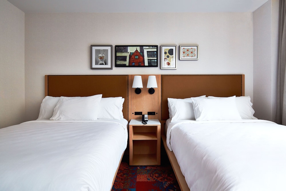 Habitación estándar, 2 camas de matrimonio, no fumadores (Communications Accessible) del hotel Indigo NYC Financial District, an IHG Hotel. Foto 1