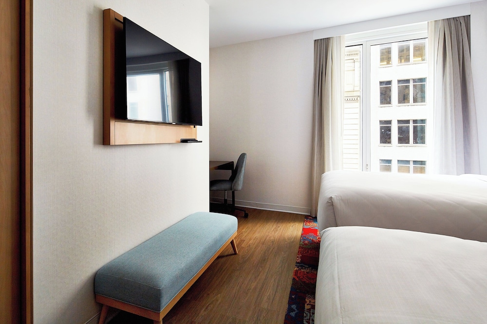 Habitación estándar, 2 camas de matrimonio del hotel Indigo NYC Financial District, an IHG Hotel. Foto 2