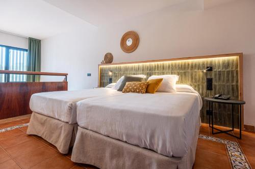 Habitación Cuádruple Dúplex del hotel Estival Park Marena. Foto 1