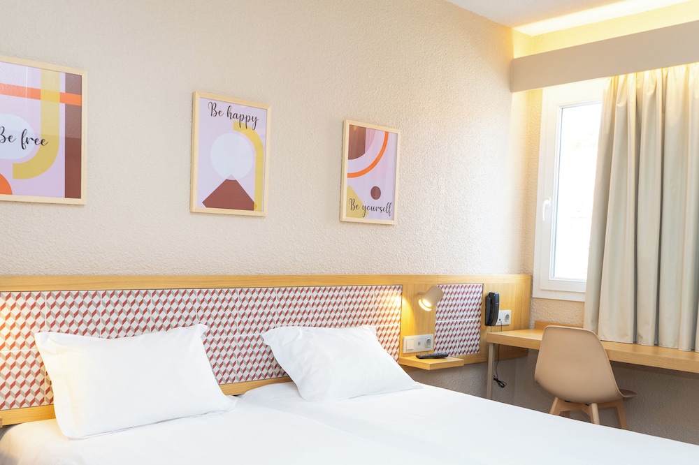 Habitación estándar con 2 camas individuales del hotel Flag Lisboa Oeiras