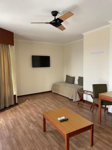Suite del hotel Flag Madeira - Ribeira Brava. Foto 3