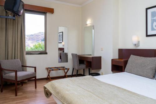 Habitación Doble del hotel Flag Madeira - Ribeira Brava. Foto 8