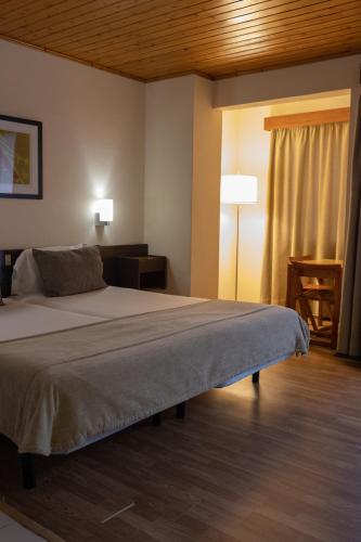 Habitación Doble Superior - 2 camas del hotel Flag Madeira - Ribeira Brava. Foto 3
