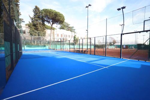 Double Room with Open Sport and Pool Access Package del hotel Lh Excel Roma Montemario. Foto 4
