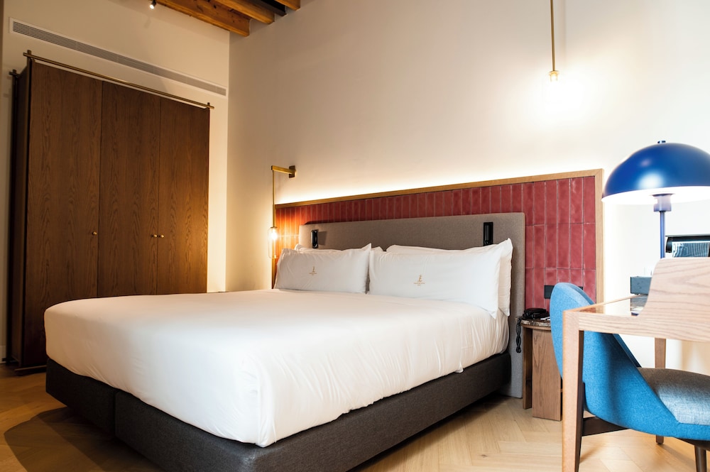 Habitación superior con 1 cama doble o 2 individuales del hotel Legado Magdalena. Foto 6