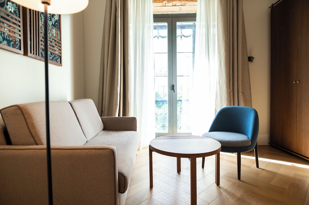 Habitación junior con 1 cama doble o 2 individuales del hotel Legado Magdalena. Foto 8