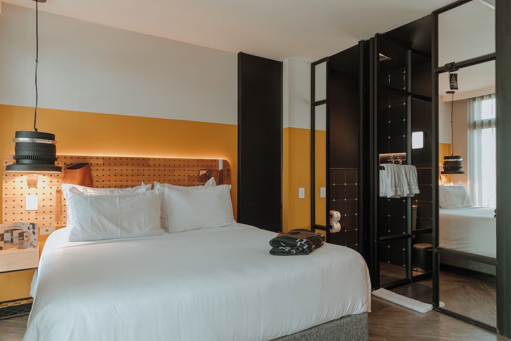 Habitación económica (XS) del hotel The Click Clack Medellin. Foto 4