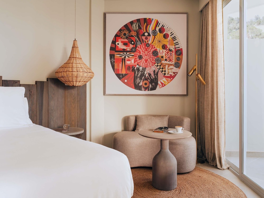 Suite «Headliner» en la azotea con vistas al mar del hotel Hyde Ibiza. Foto 6