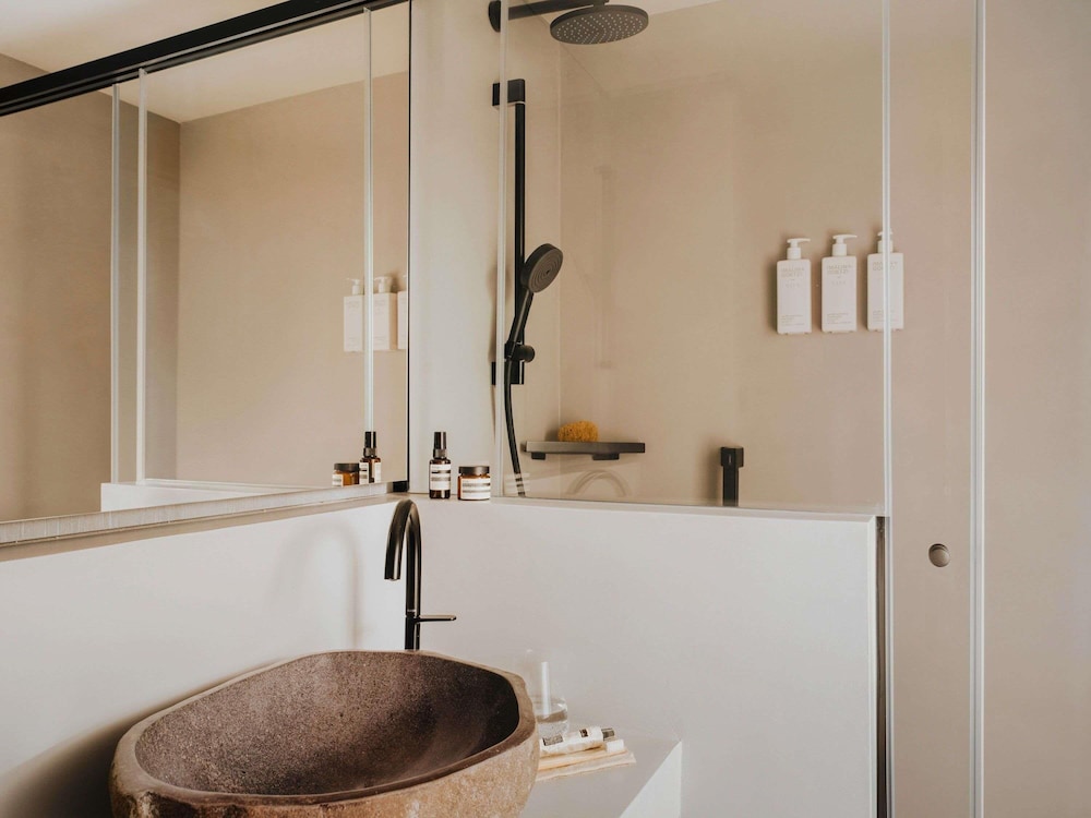 Suite Platino del hotel Hyde Ibiza. Foto 7