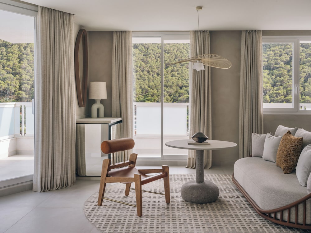 Panoramic suite, Sea View del hotel Mondrian Ibiza. Foto 2