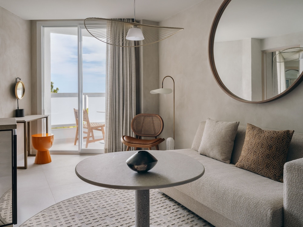 One Bedroom Suite del hotel Mondrian Ibiza