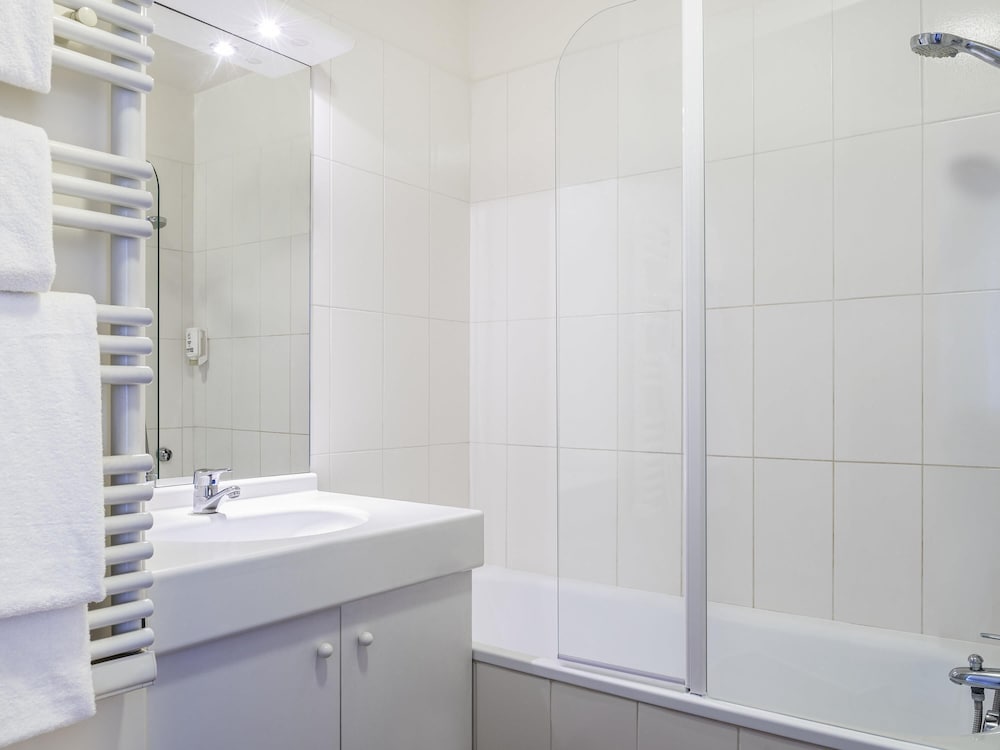 Apartamento con 2 camas individuales del hotel Adagio Access Paris Quai D'ivry. Foto 3