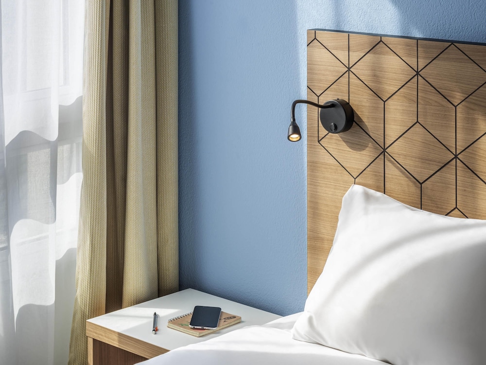 Habitación tipo estudio con una cama doble del hotel Adagio Access Paris Quai D'ivry. Foto 5