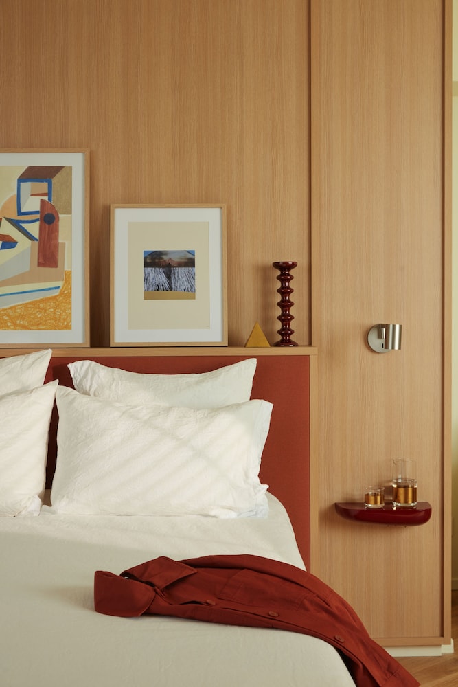 Habitación clásica, vistas a la ciudad del hotel Okko Hotels Paris Rosa Parks. Foto 1