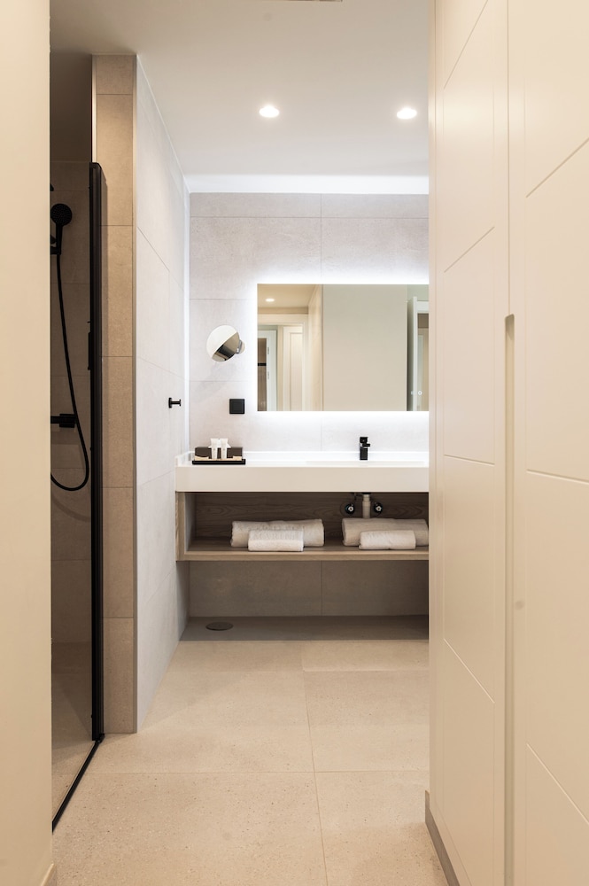 Apartamento Deluxe, 1 habitación, vistas a la piscina del hotel Amarilla Golf Residences. Foto 5