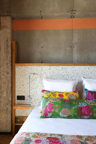 Habitación Doble Estándar del hotel Jam Lisbon. Foto 1