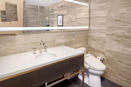 Estudio Superior con cama extragrande del hotel Hilton Club The Central at 5th New York