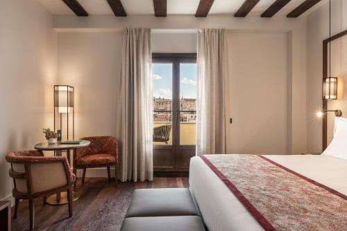 Habitación Deluxe con terraza del hotel Áurea Toledo