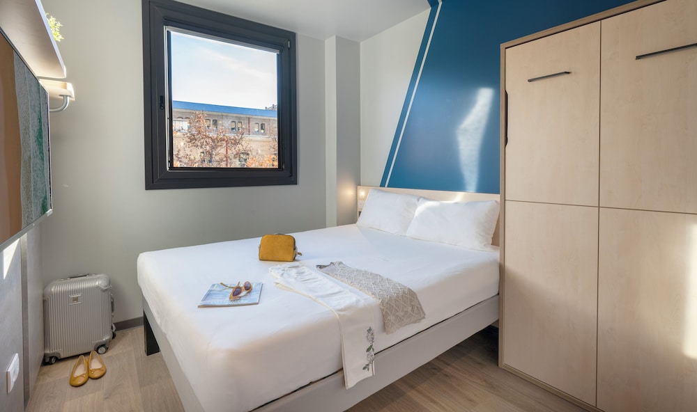 Habitación Doble Estándar del hotel ibis budget Valencia Centro Puerto. Foto 1