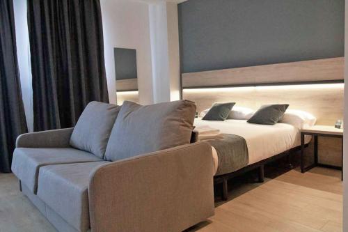 Estudio Superior del hotel Alda Valladolid Sur. Foto 2