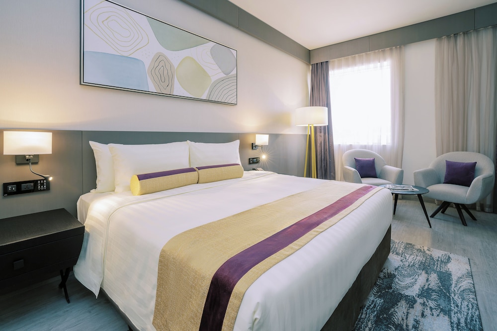 Habitación Deluxe, 1 cama de matrimonio grande del hotel Khalidia Palace Dubai. Foto 3
