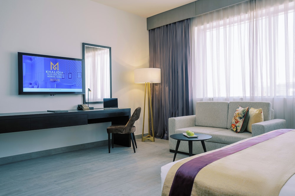 Habitación Premium, 1 cama de matrimonio grande, cocina básica del hotel Khalidia Palace Dubai. Foto 2