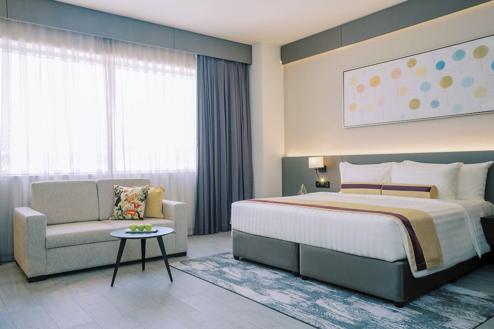 Habitación Premium, 1 cama de matrimonio grande, cocina básica del hotel Khalidia Palace Dubai. Foto 3