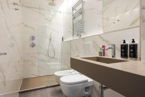 Habitación Doble Superior con 2 camas grandes del hotel IH Hotels Milano Centrale