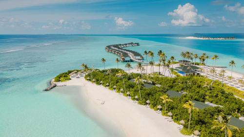 Villa Beach con vistas al amanecer del hotel Joy Island. Foto 1