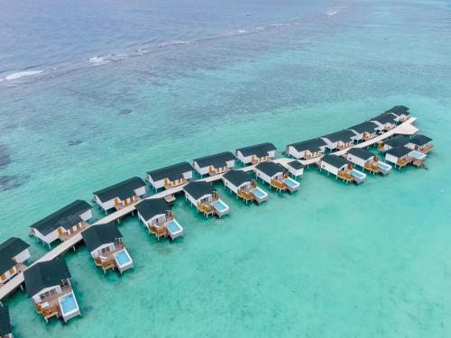 Suite Lagoon con vistas a la puesta de sol del hotel Joy Island. Foto 2