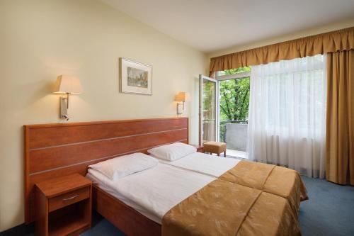 Habitación Doble Superior con balcón - 1 o 2 camas del hotel Benczur. Foto 1