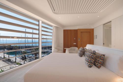 Habitación Doble Privilege del hotel Marina Badalona. Foto 10