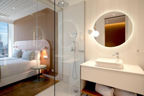 Habitación Doble Estándar con vistas al mar del hotel Marina Badalona