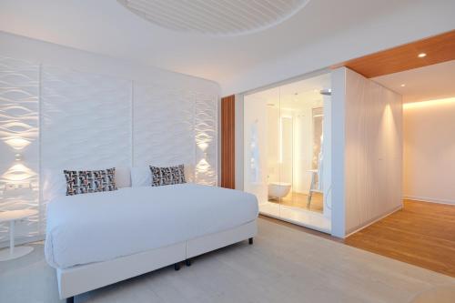 Habitación Doble Privilege con acceso al spa del hotel Marina Badalona. Foto 13
