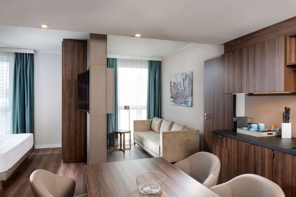 Estudio Deluxe con cama King del hotel Hyatt House Frankfurt Eschborn