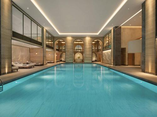 Habitación Doble Deluxe del hotel Raffles London at The OWO. Foto 3